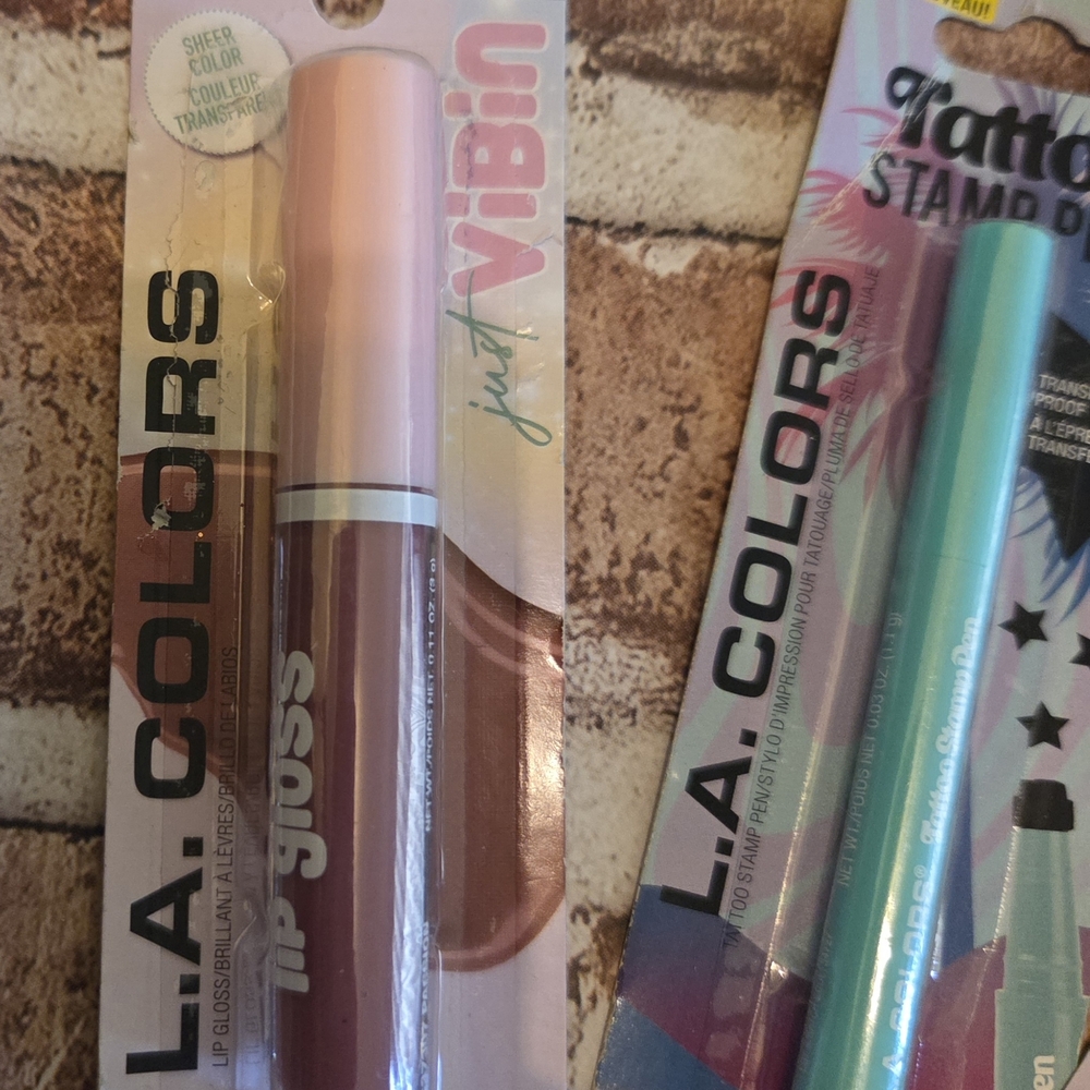 L.A. Colors Makeup Bundle - Picture 4 of 7
